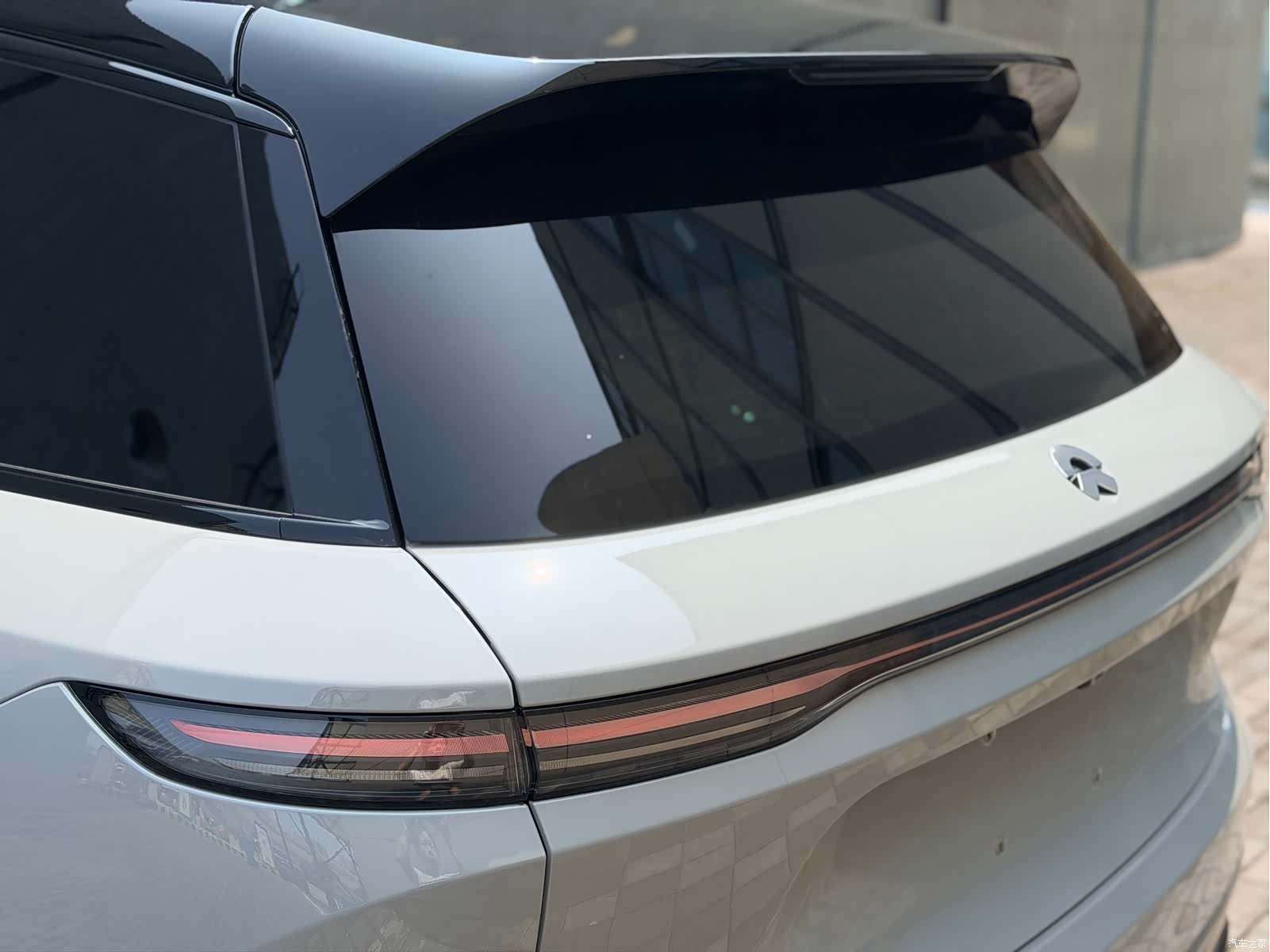 NIO ES8, 2024 8