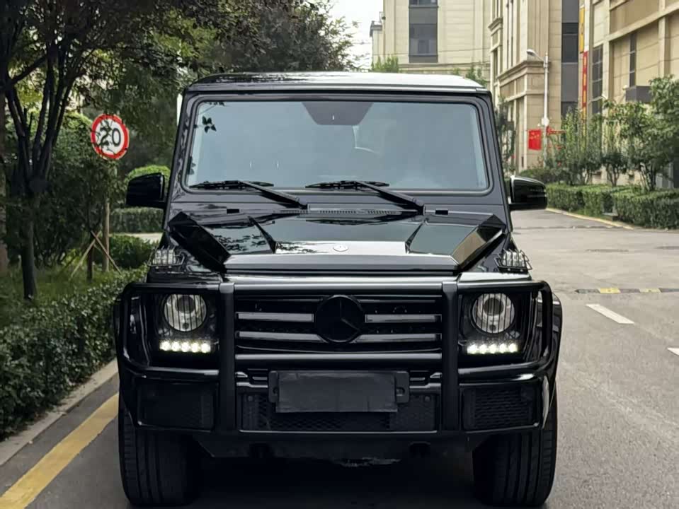 Mercedes-Benz G-class