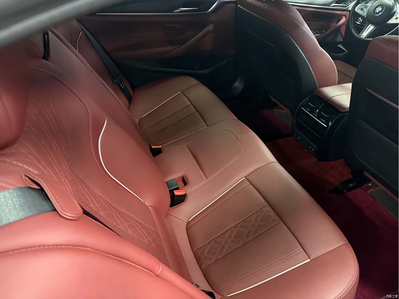 BMW 5 Series, 2022 9