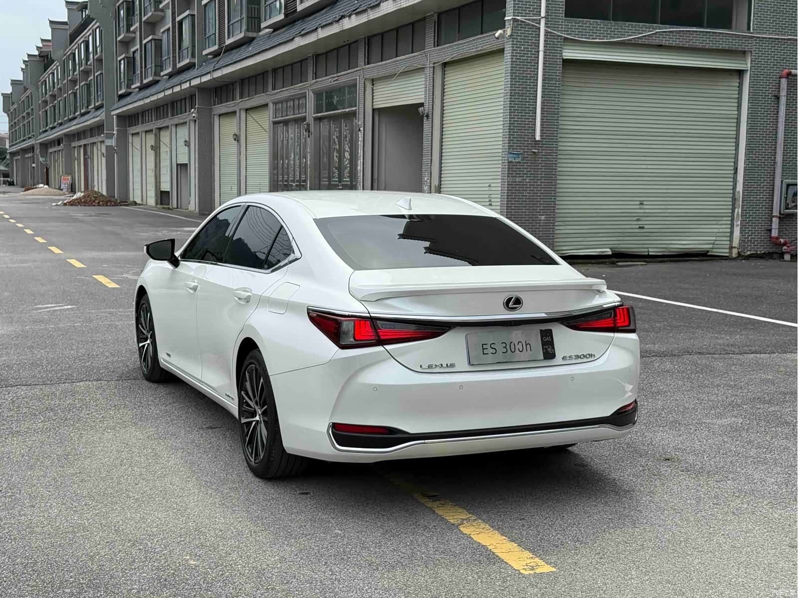 Lexus ES, 2021 7