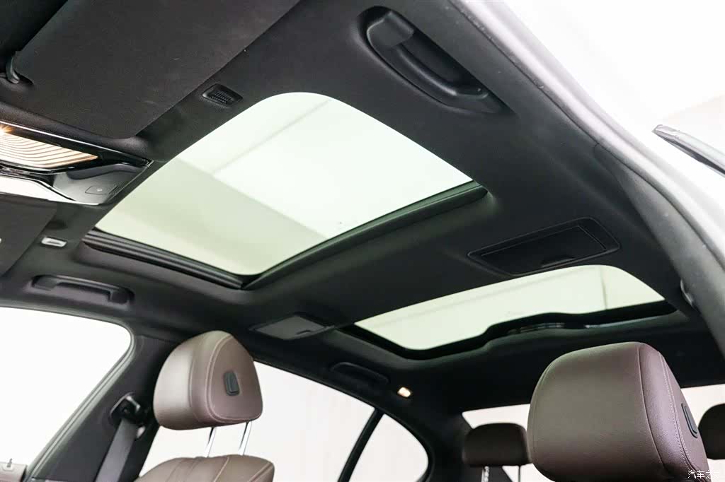 BMW 5 Series, 2021 16