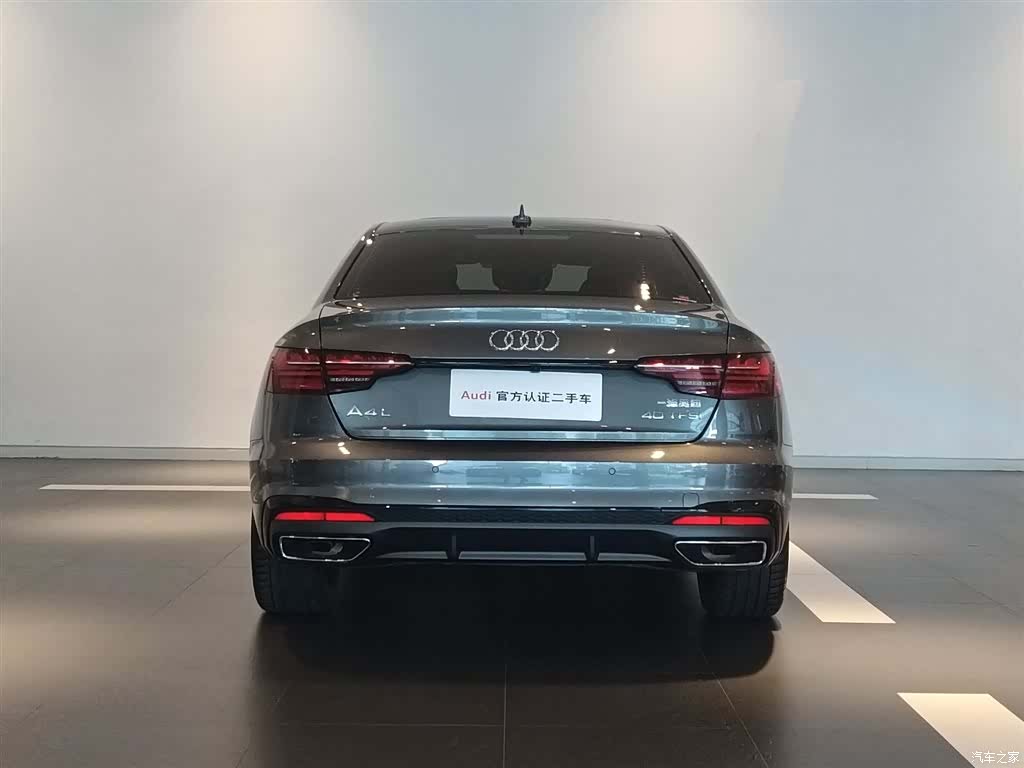Audi A4L, 2023 все фото