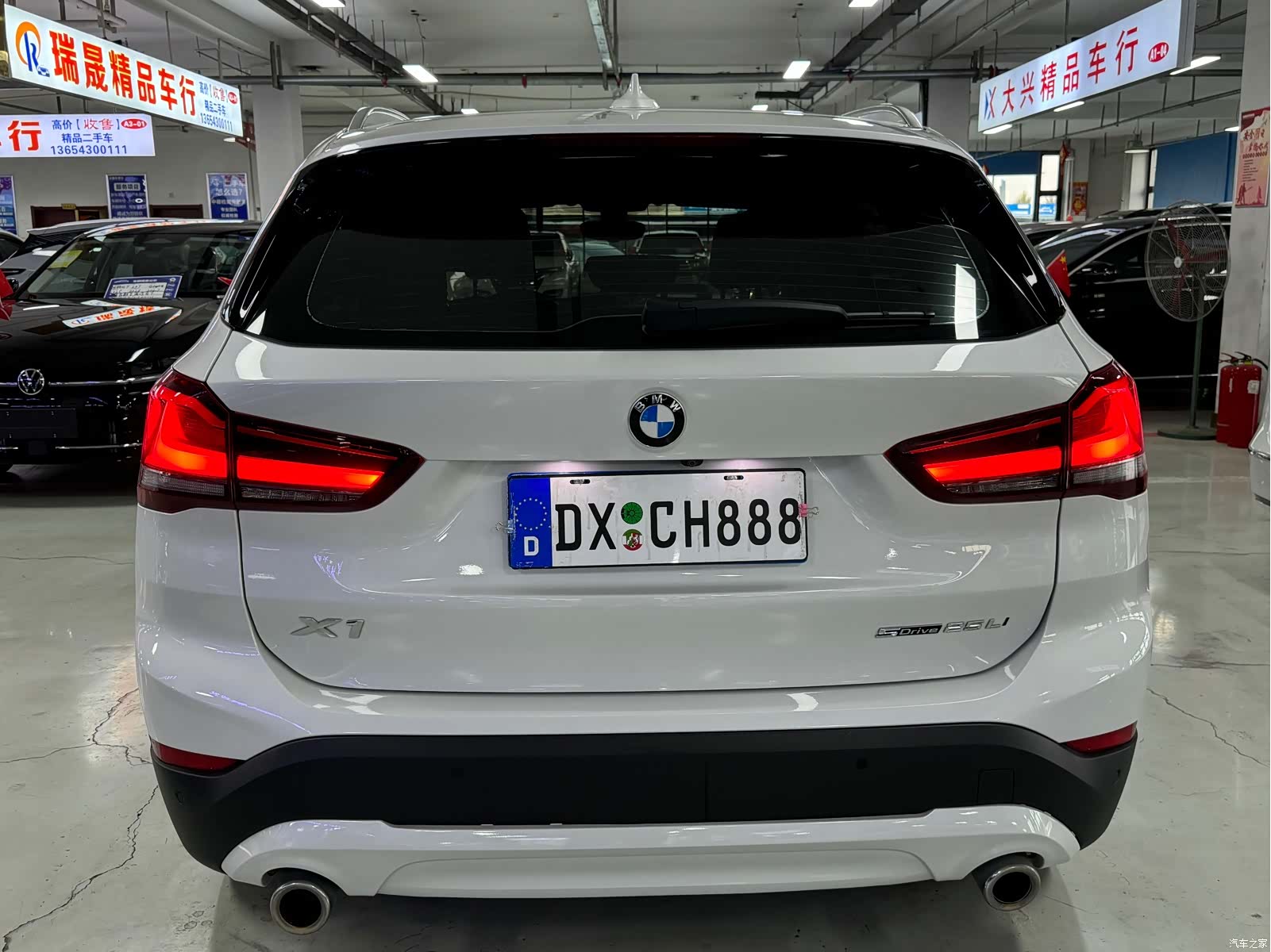 BMW X1, 2021 все фото
