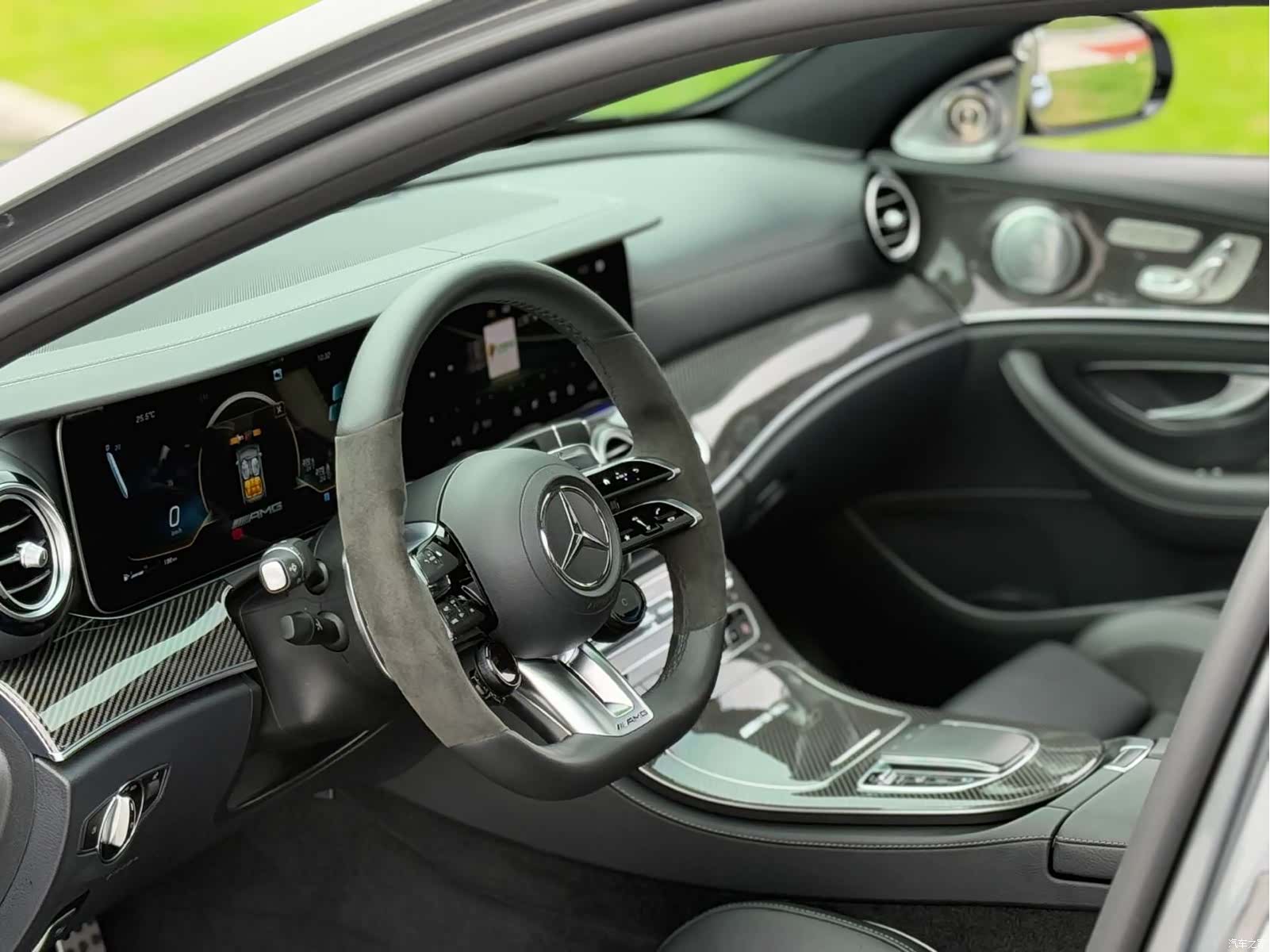 Mercedes-Benz E-Class, 2021 8