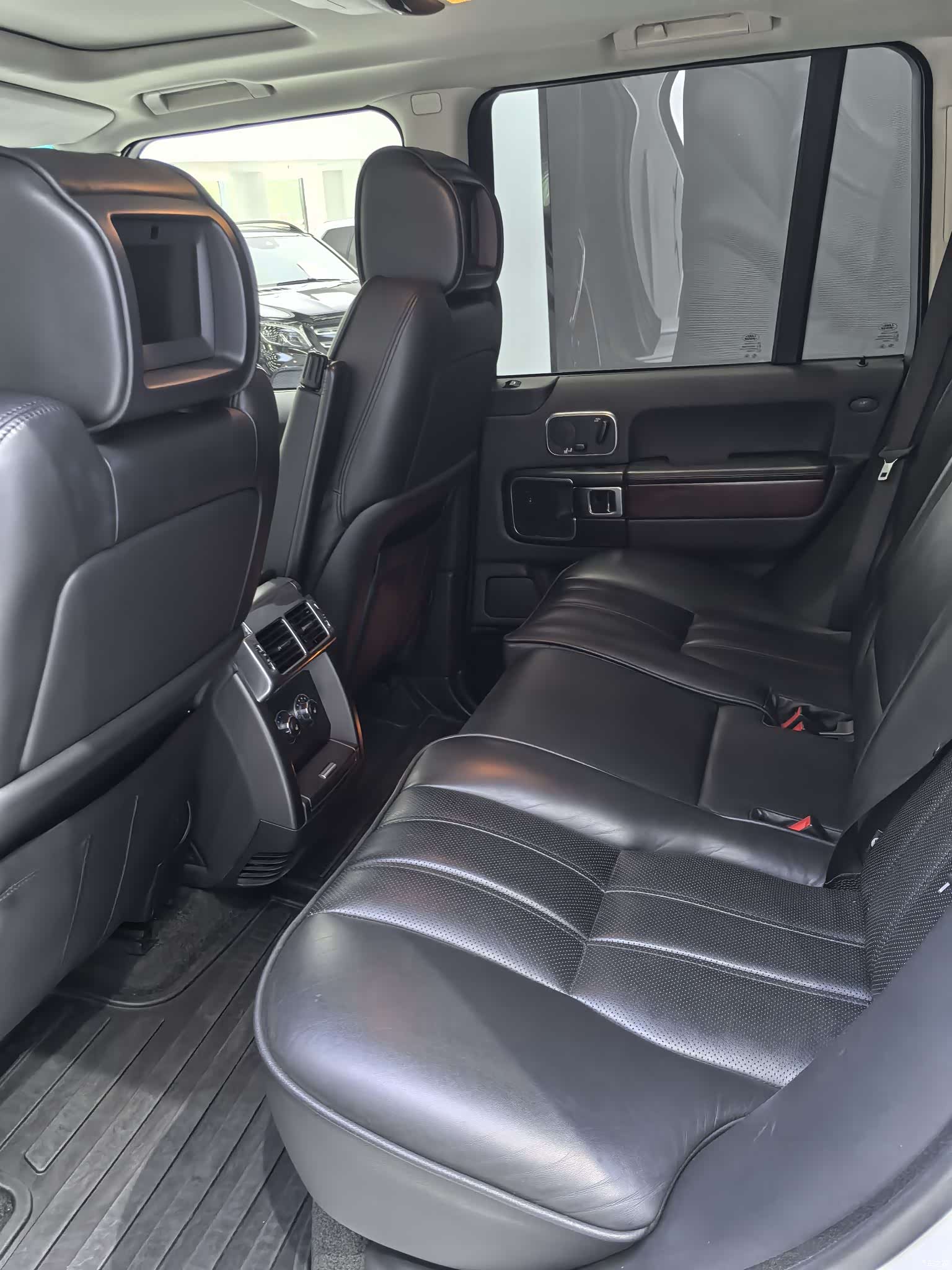 Land Rover Range Rover, 2012 8