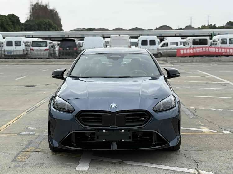 BMW M235L