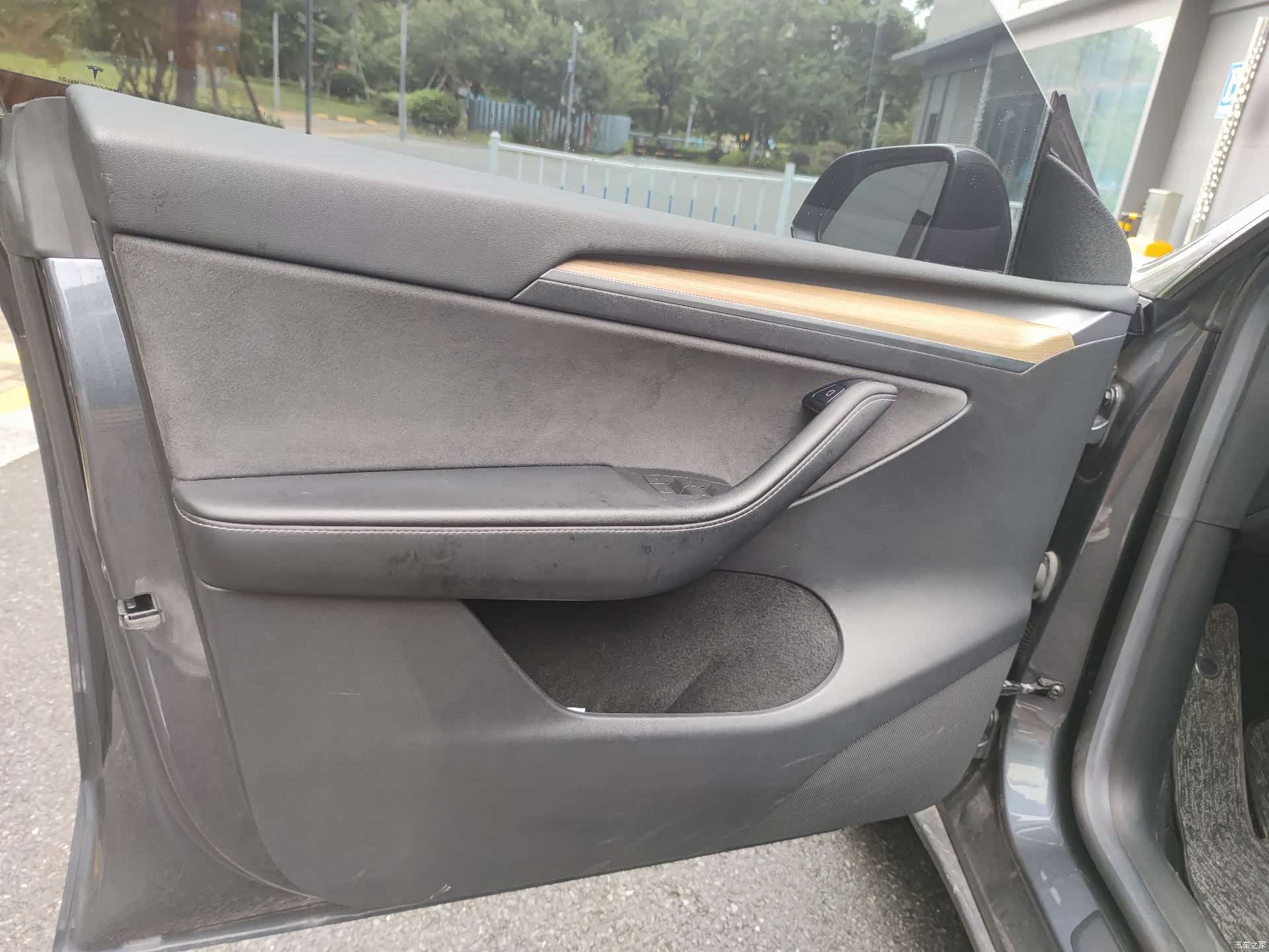 Tesla Model Y, 2022 все фото