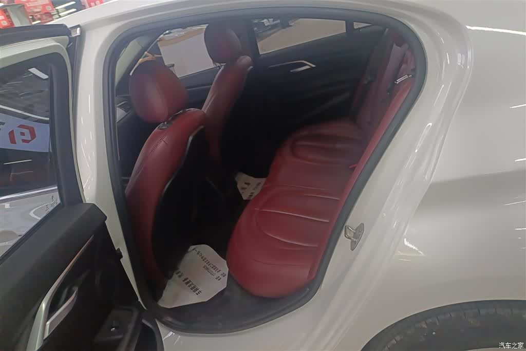 BMW 1 Series, 2017 11
