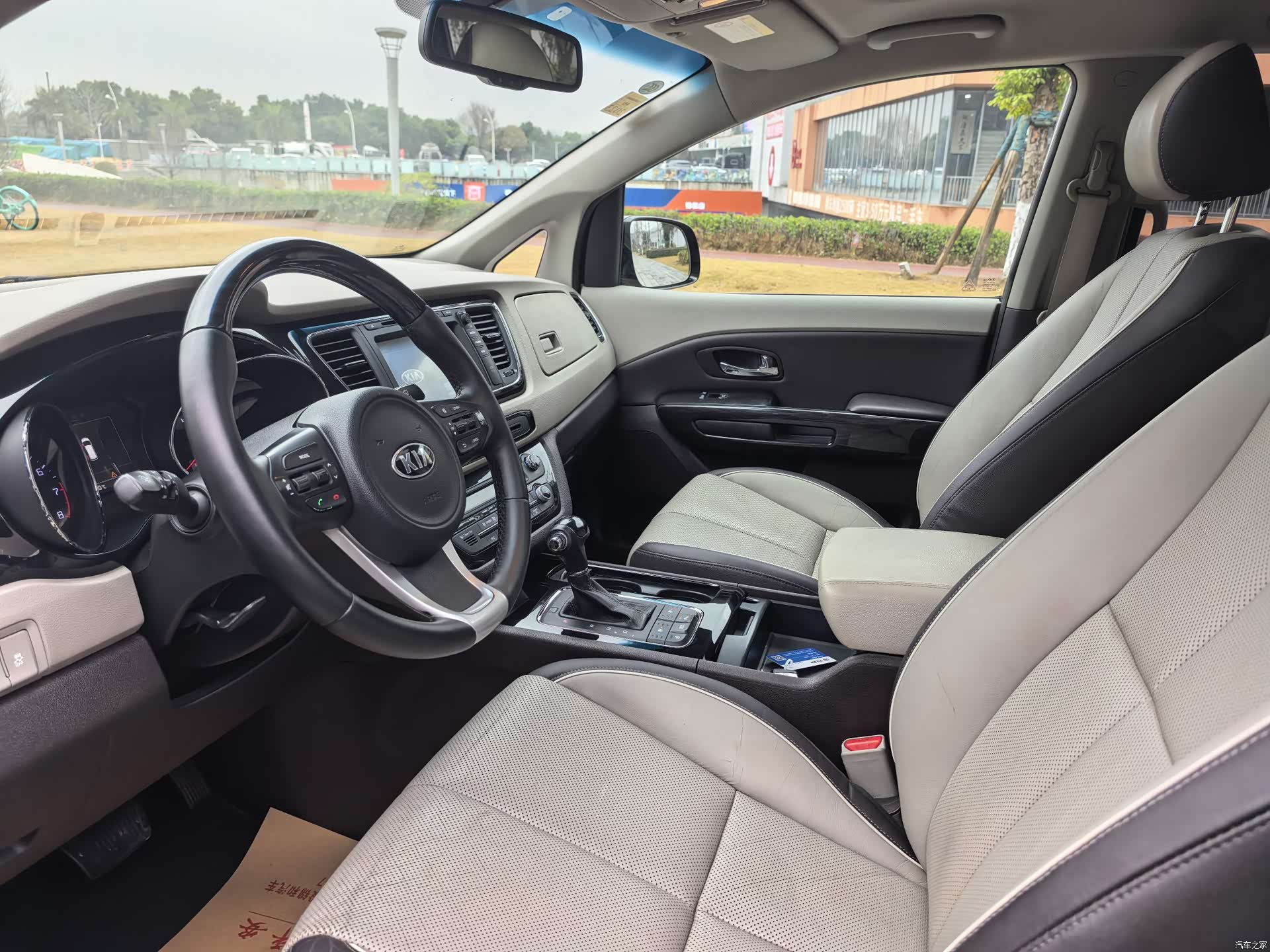 Kia Carnival, 2017 16