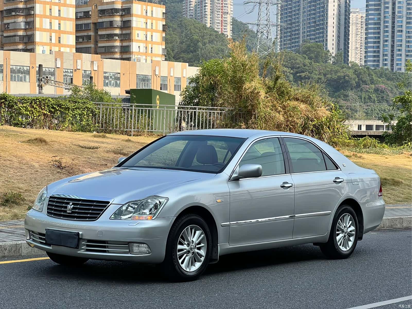 Toyota Crown, 2008 1