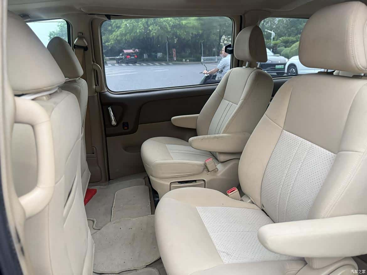 Buick GL8, 2014 11