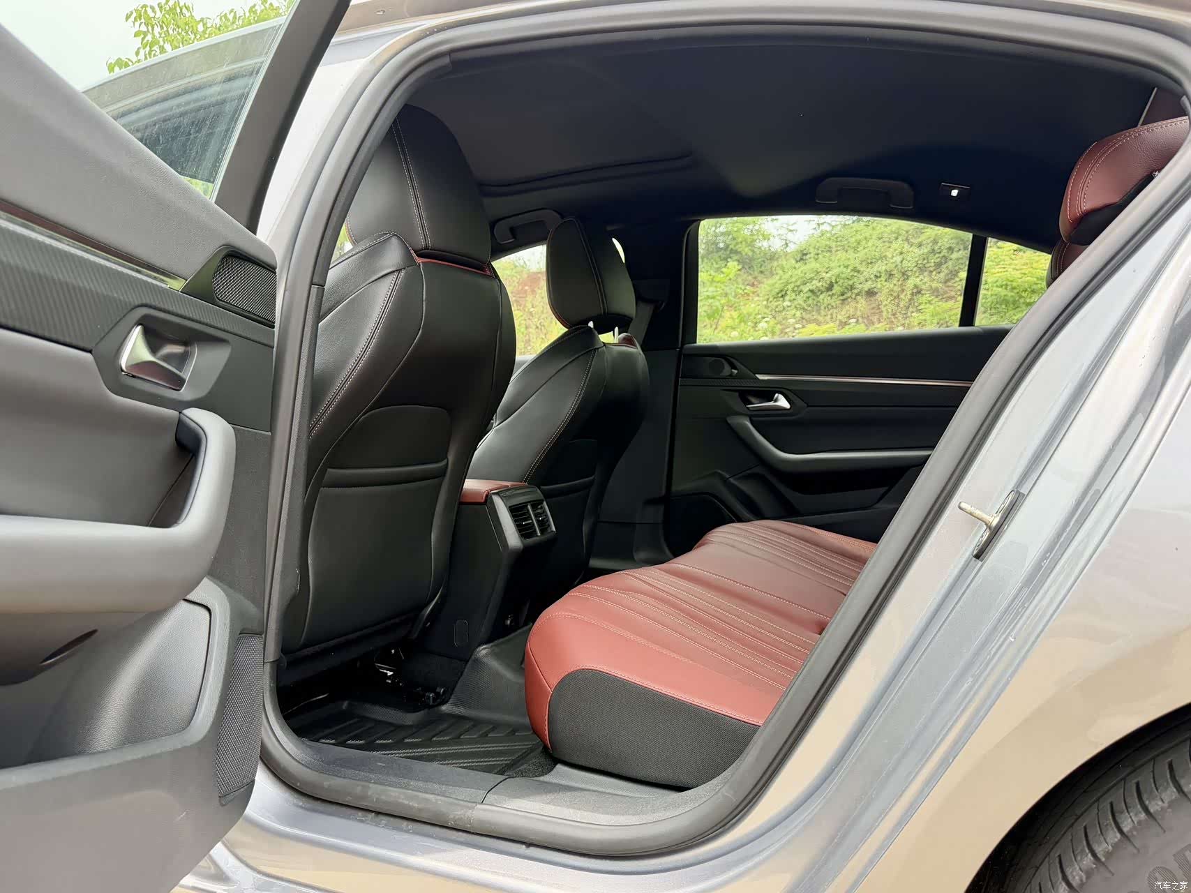 Peugeot 508L, 2023 12