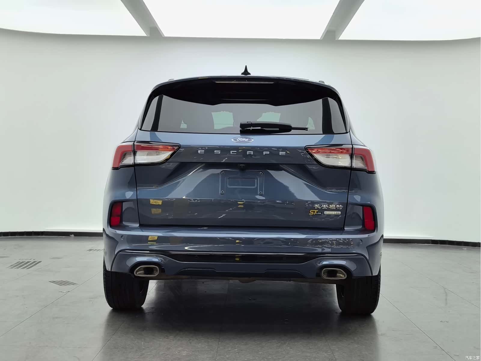Ford Escape, 2022 все фото