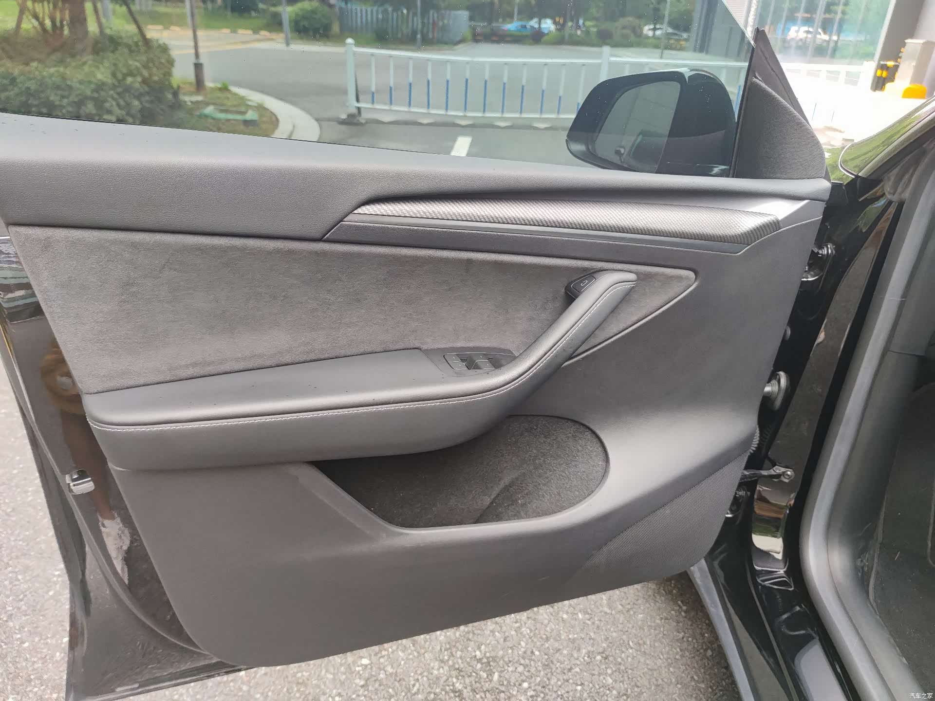 Tesla Model Y, 2023 6