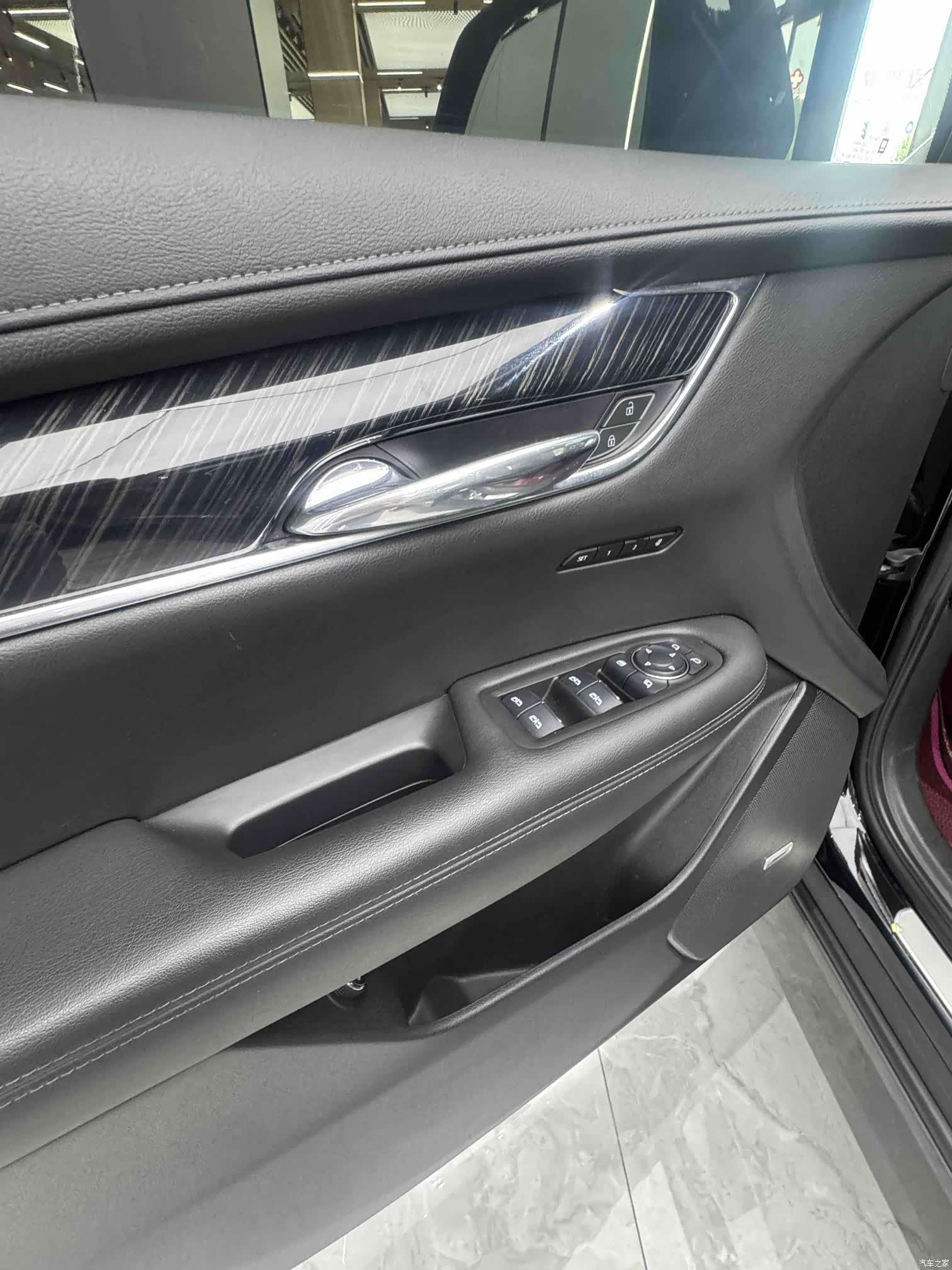 Cadillac XT6, 2023 10