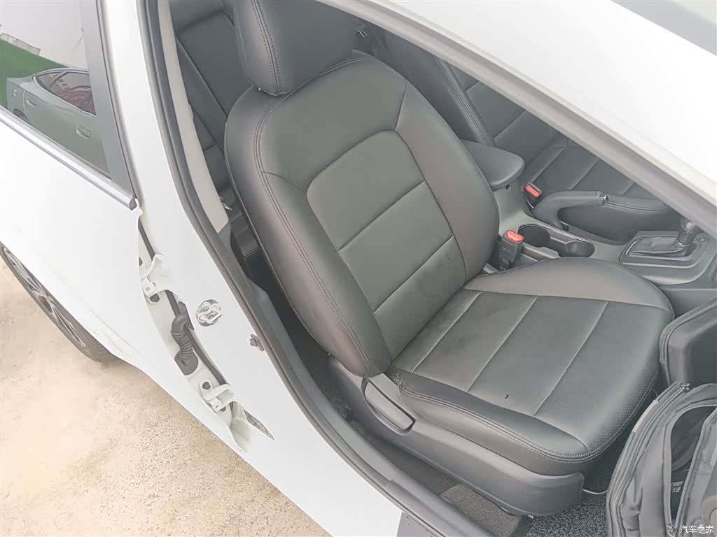 Kia K3, 2015 25