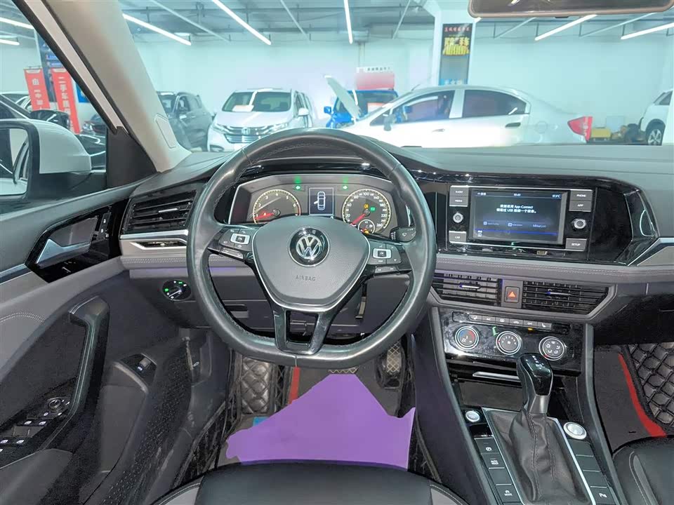 Volkswagen Sagitar