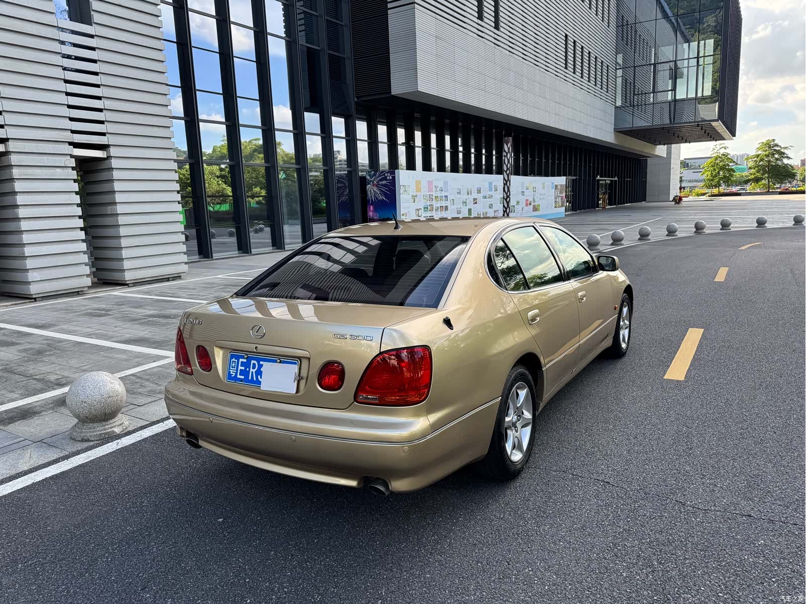 Lexus GS, 2003 7