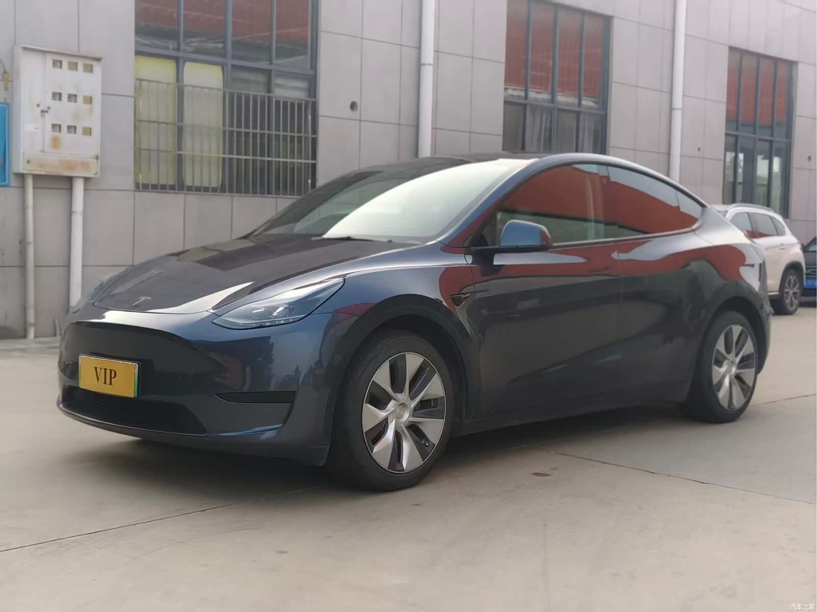 Tesla Model Y, 2022 2