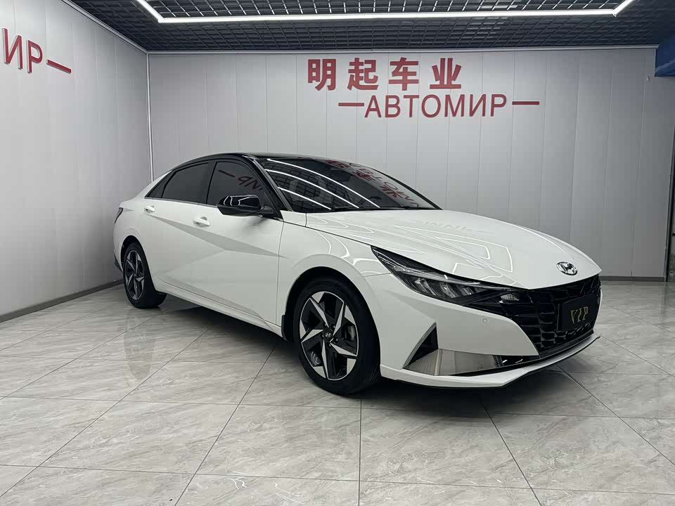 Hyundai Elantra