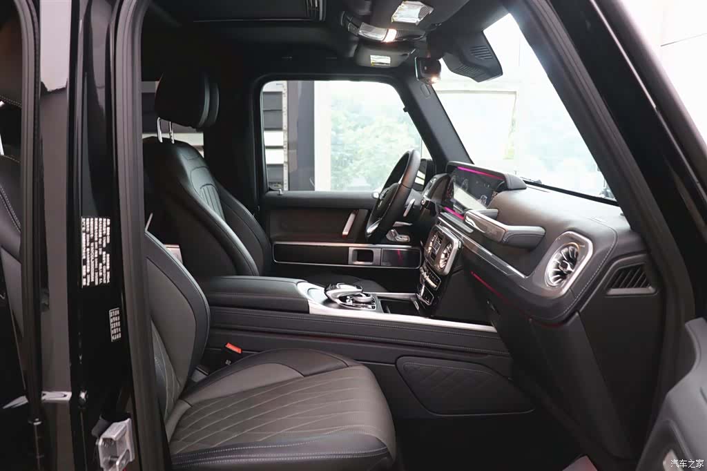 Mercedes-Benz G-Class, 2024 24