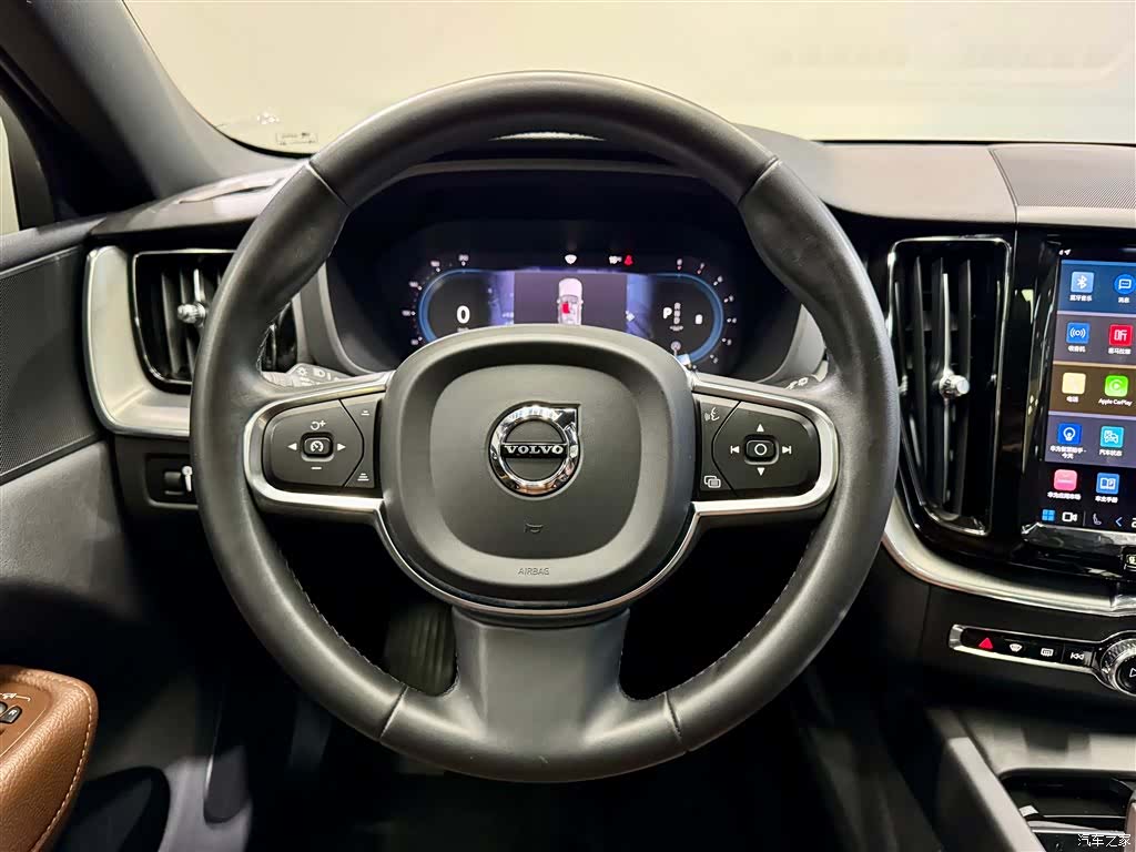 Volvo XC60, 2022 22