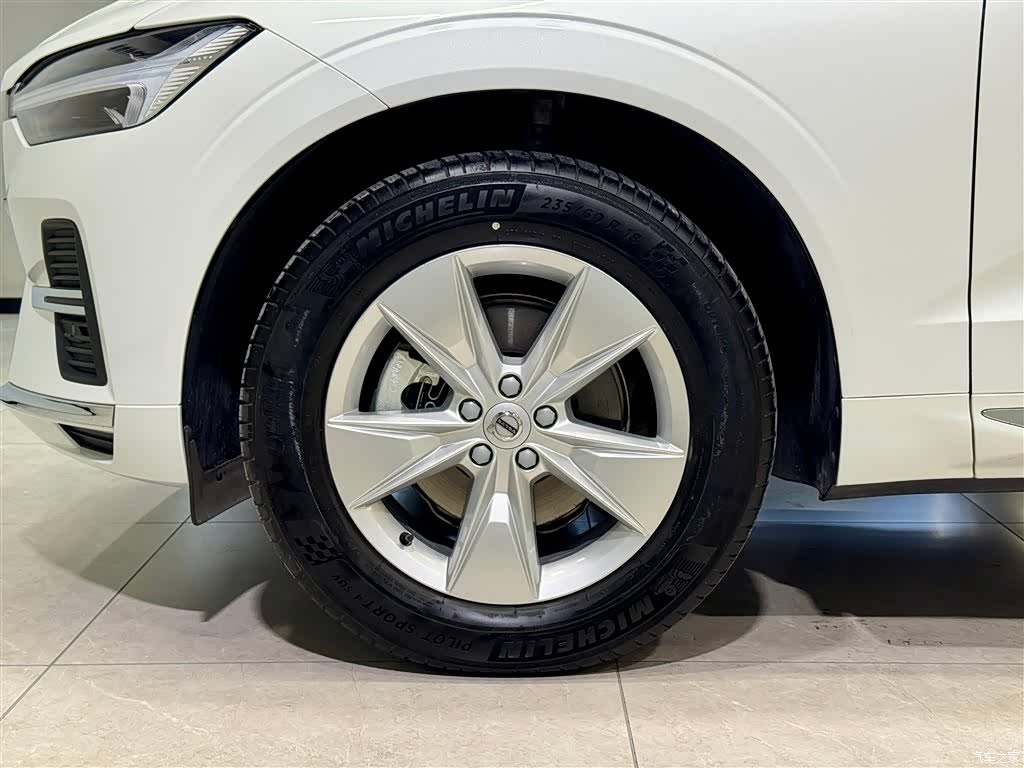 Volvo XC60, 2022 9
