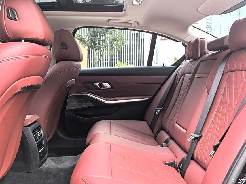 BMW i3, 2025 6