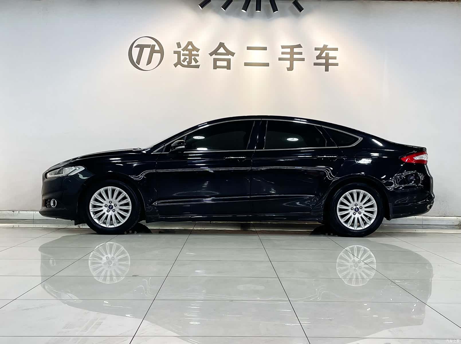 Ford Mondeo, 2014 3