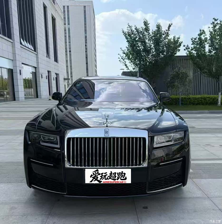 Rolls-Royce Ghost, 2022 2
