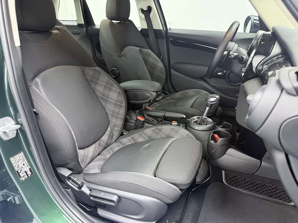 MINI MINI