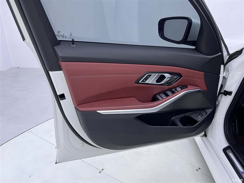 BMW 3 Series, 2023 17