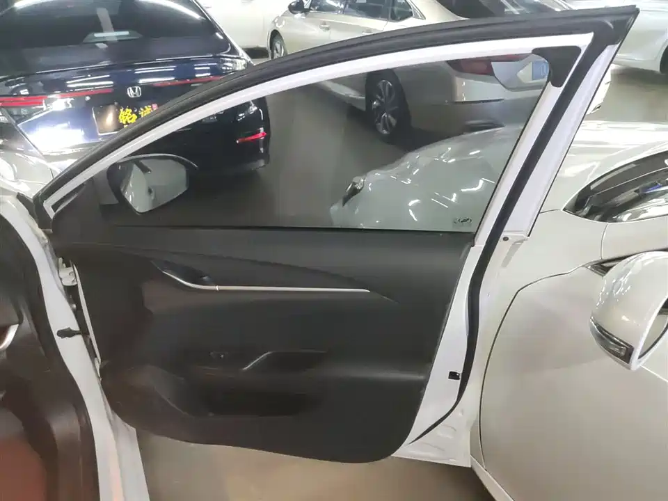 Buick Yinglang