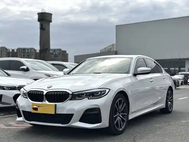BMW 3 Series 2021 — купить из Китая под заказ