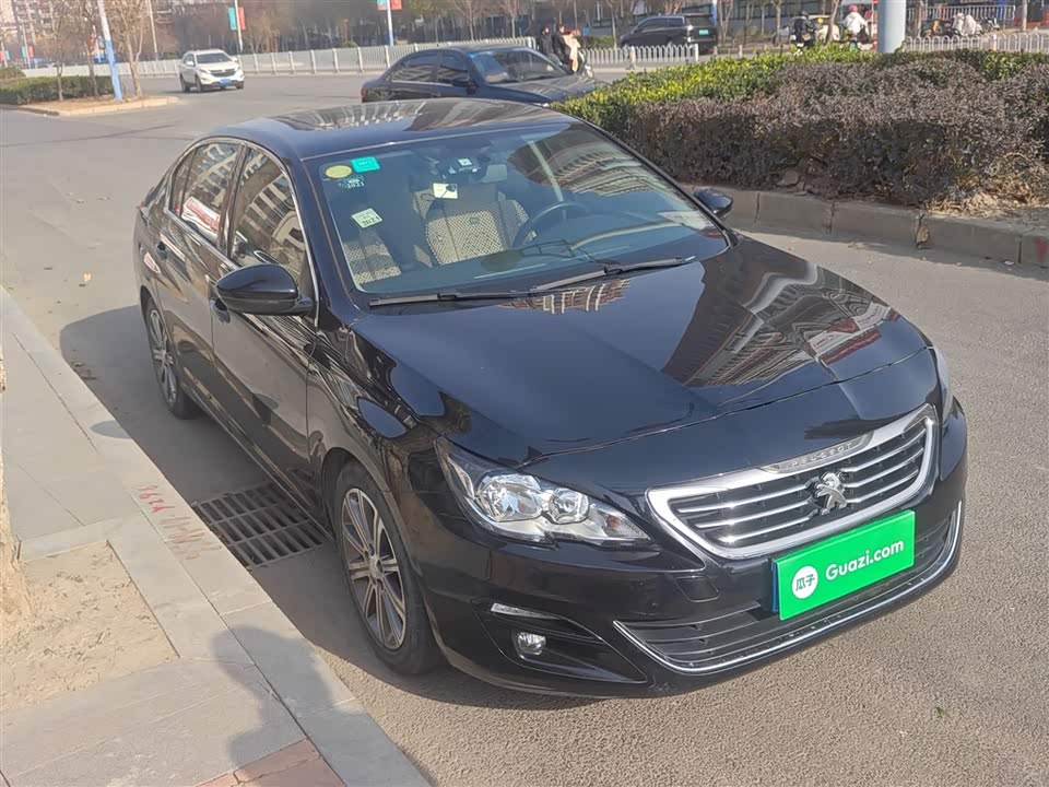 Peugeot 408
