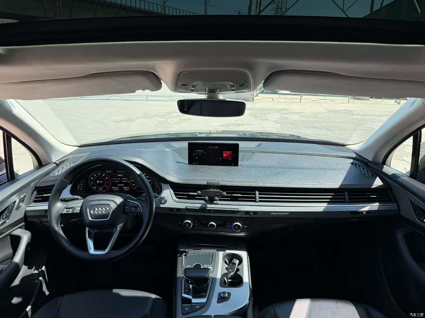 Audi Q7, 2016 6