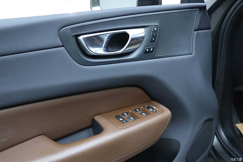 Volvo XC60, 2021 7