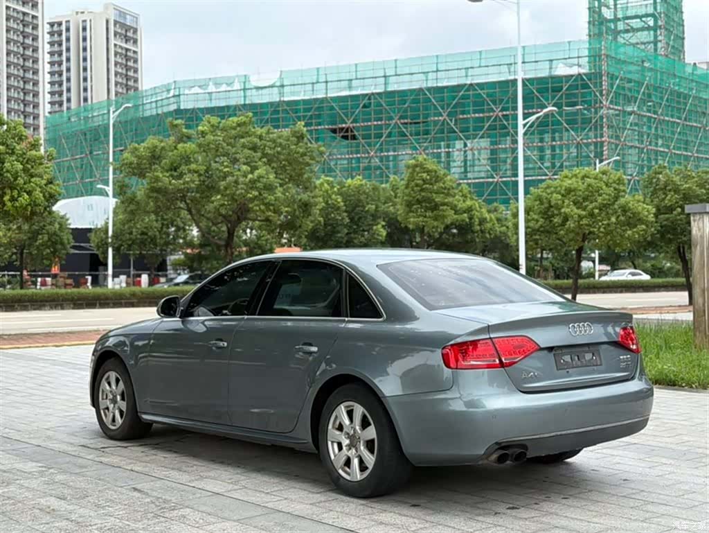 Audi A4L, 2012 7