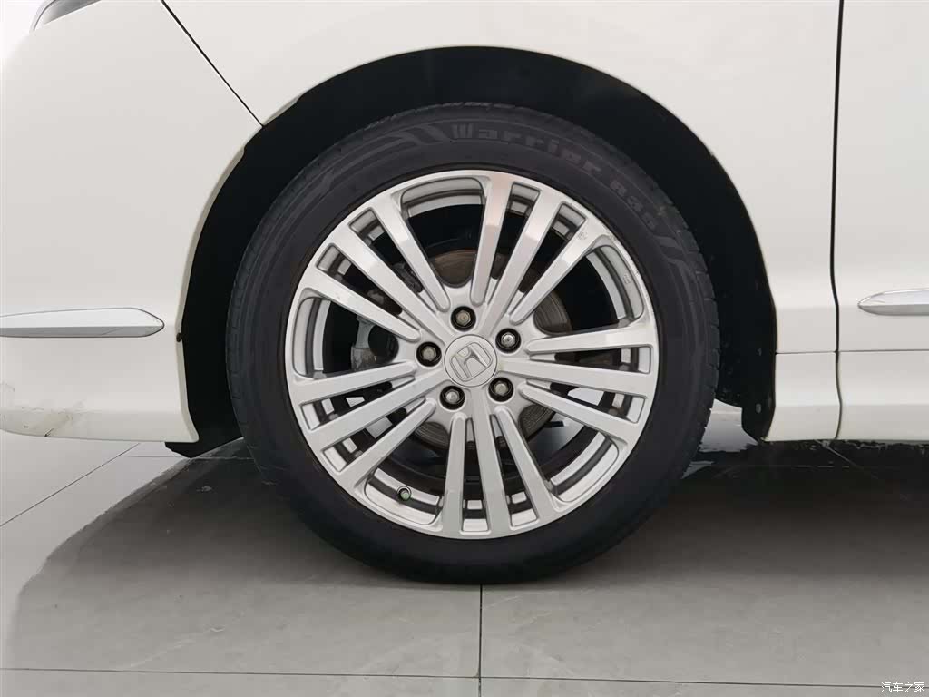 Honda Elysion, 2017 17