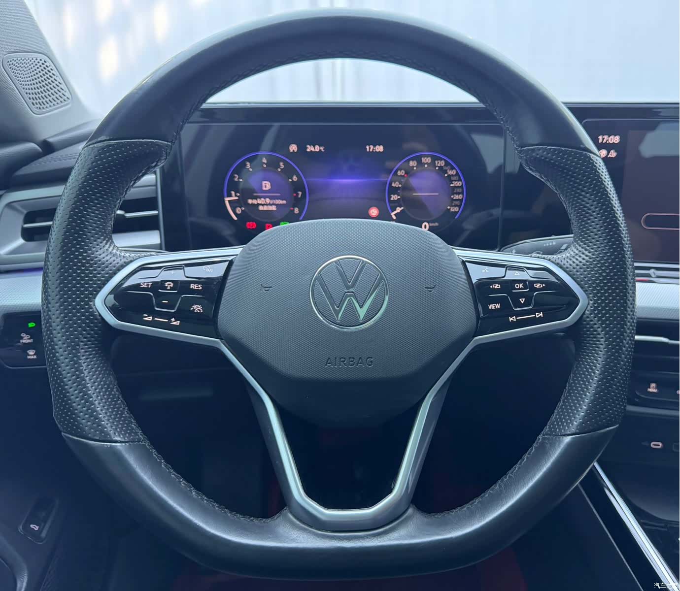 Volkswagen Lamando, 2023 13