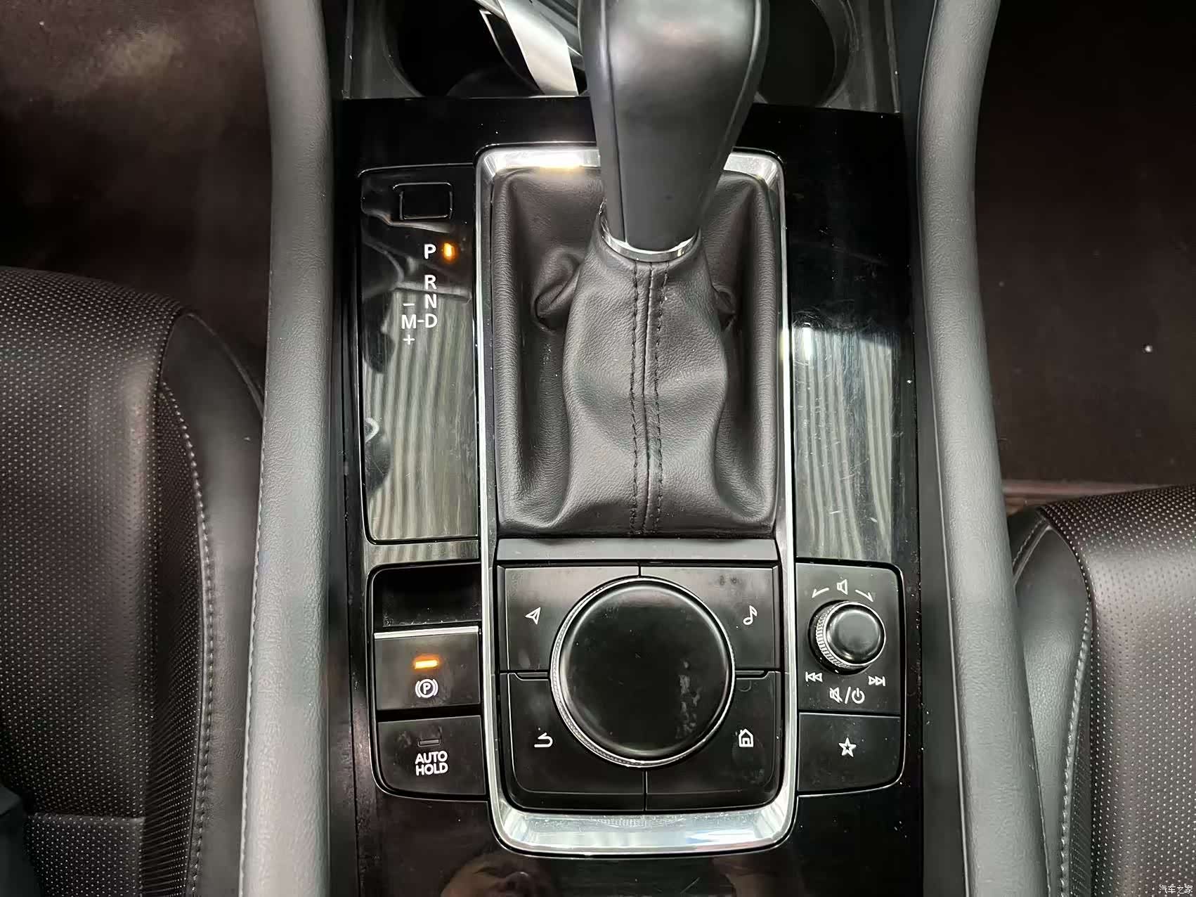 Mazda Mazda3, 2024 17