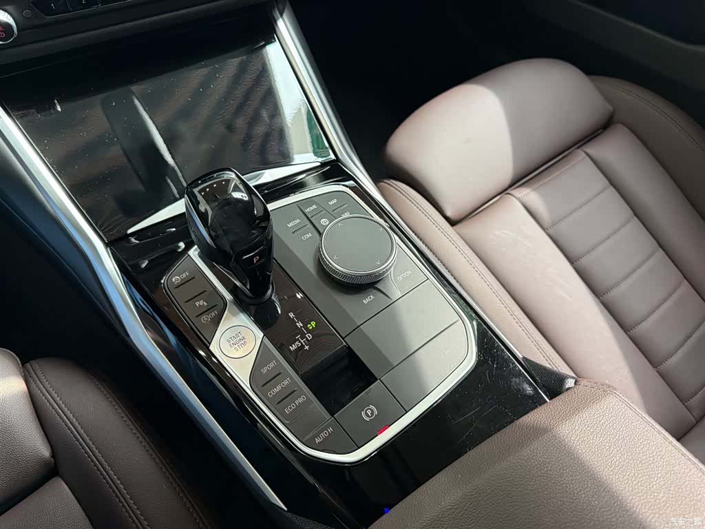 BMW 3 Series, 2019 12