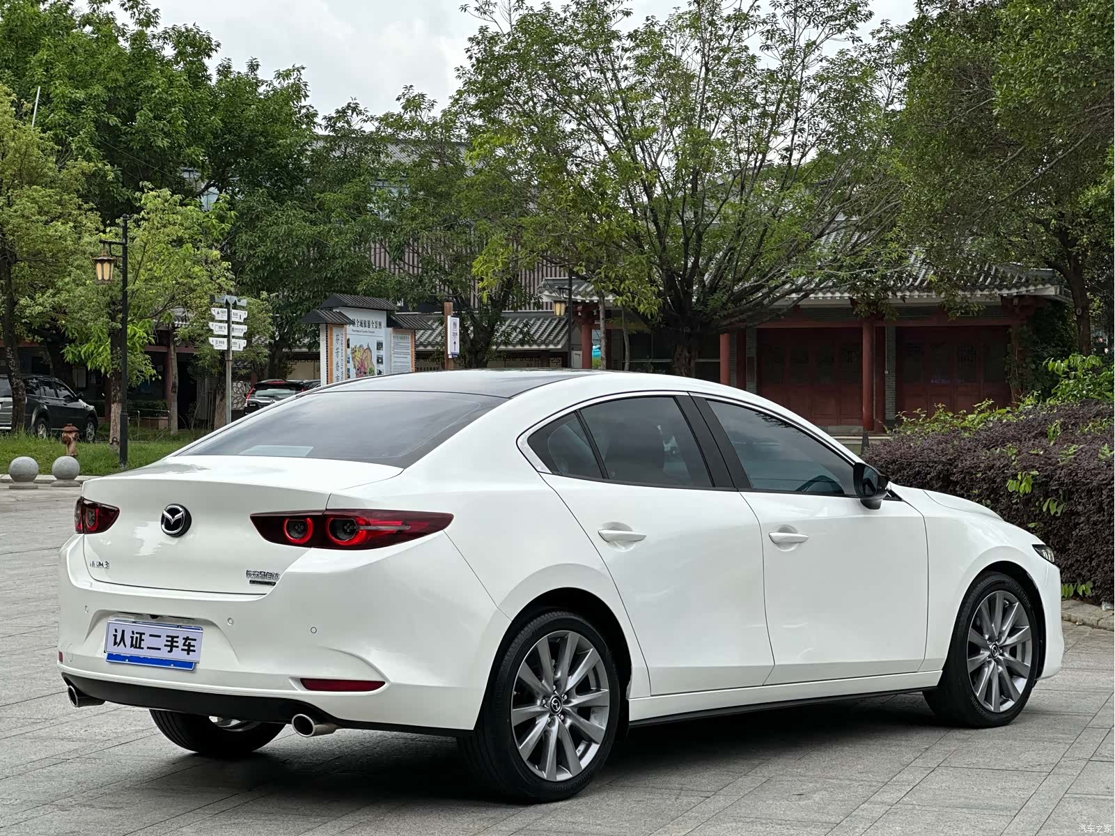 Mazda Mazda3, 2023 все фото