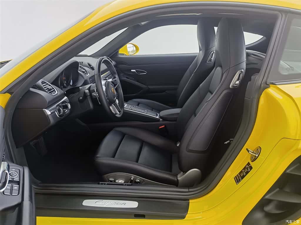 Porsche Cayman, 2022 10