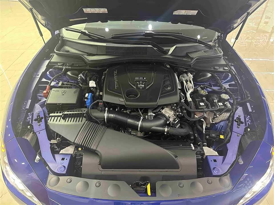 Maserati Ghibli Maserati Ghibli