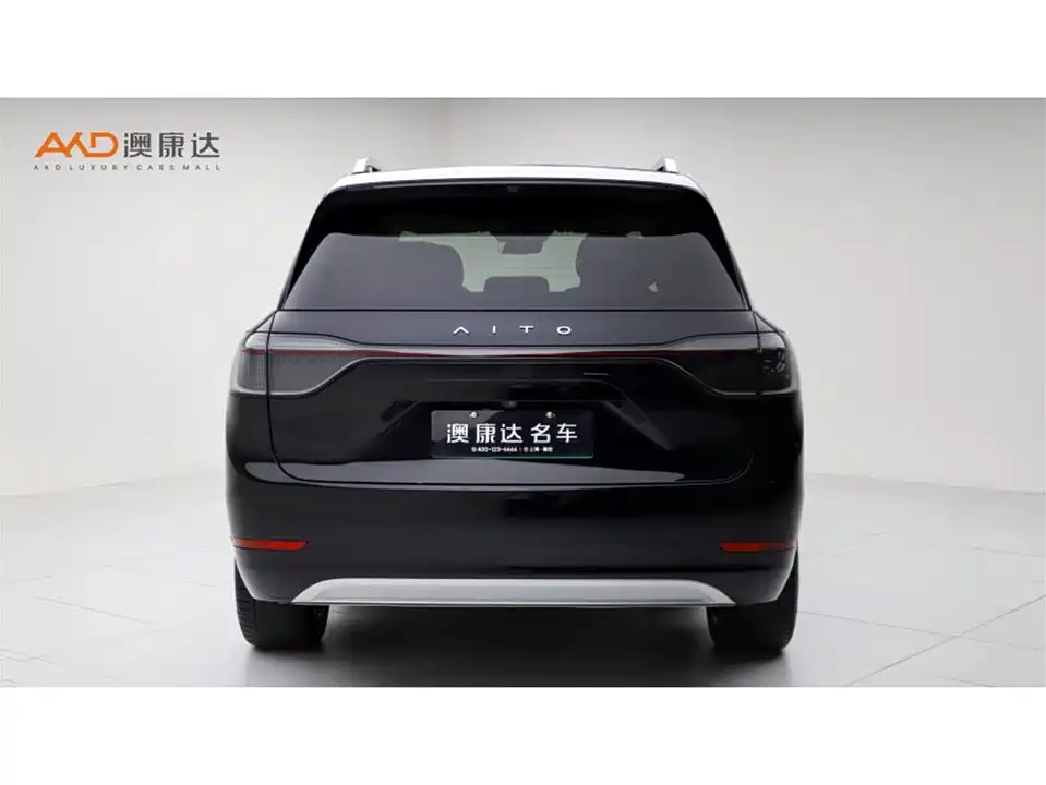 AITO Ask the world M9