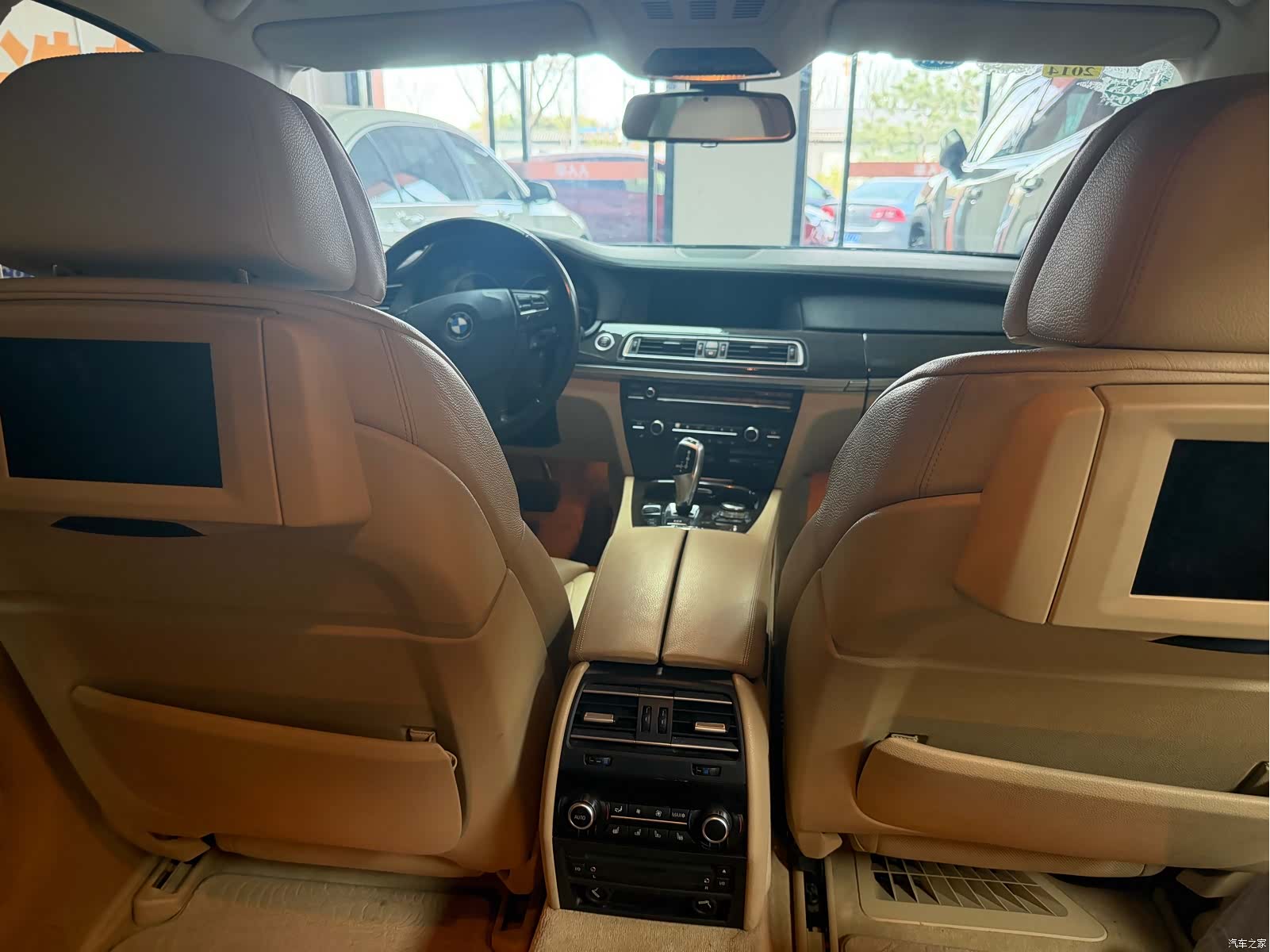 BMW 7 Series, 2012 12