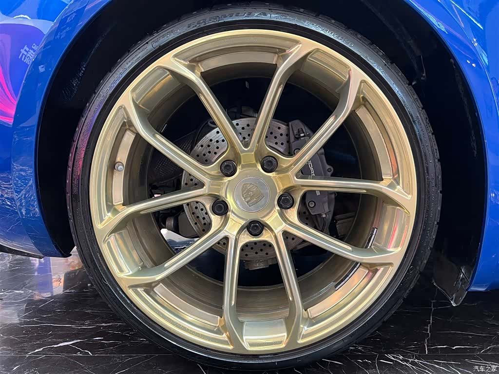 Porsche Cayman, 2018 13