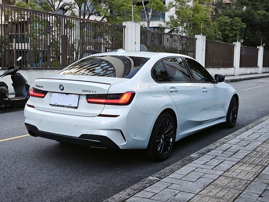 BMW 3 Series 2022, фото 9