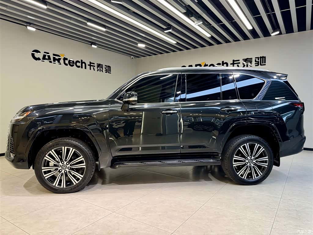 Lexus LX, 2025 7